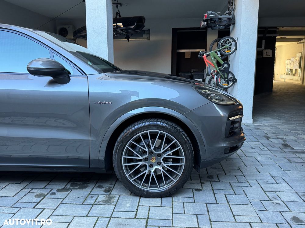 Porsche Cayenne Coupe Standard - 3