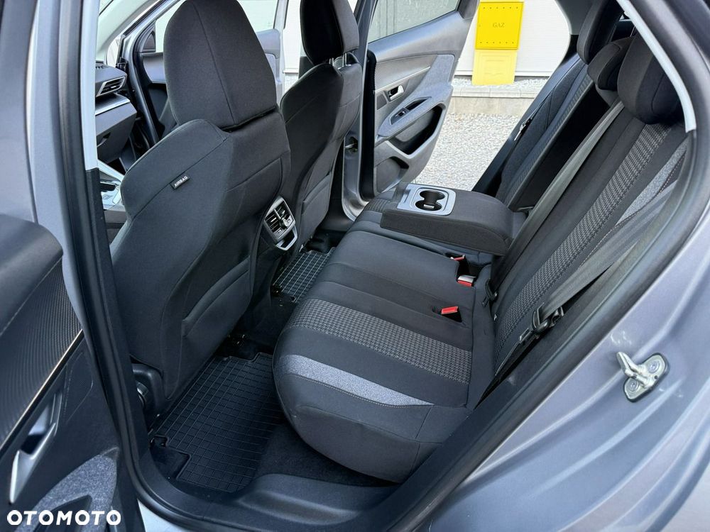 Peugeot 3008 - 15