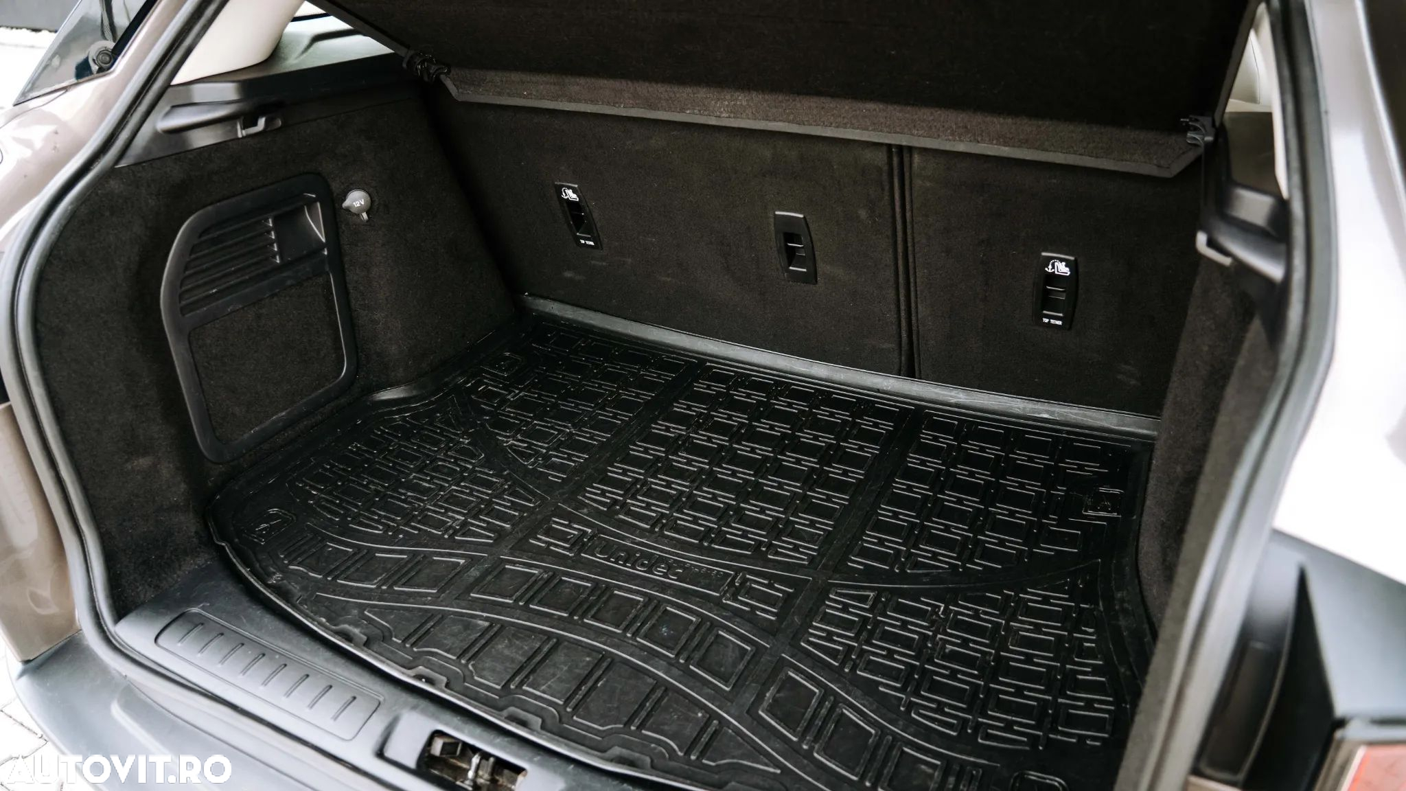Land Rover Range Rover Evoque - 21