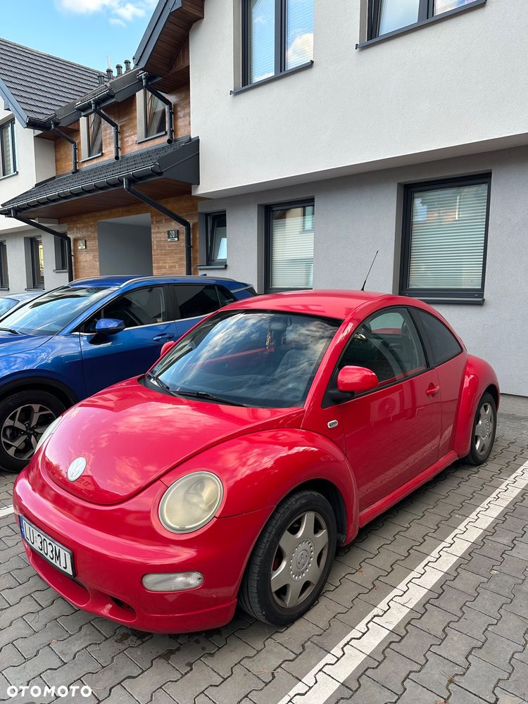 Volkswagen New Beetle - 2