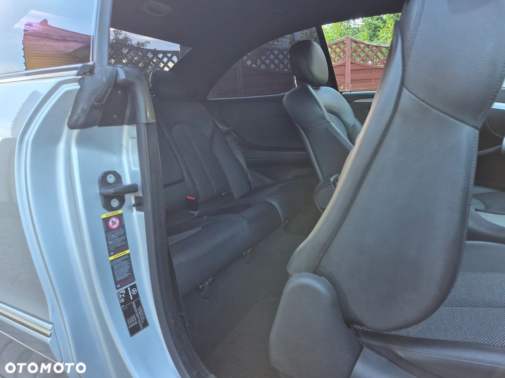 Mercedes-Benz CLK 220 CDI Automatik Avantgarde - 10
