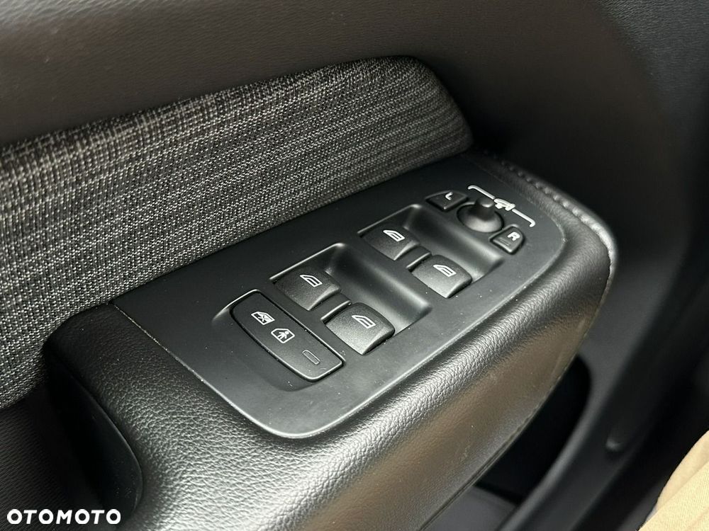 Volvo XC 60 B4 D Core - 21