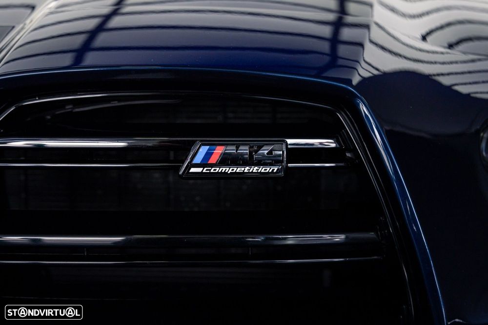 BMW M4 Competition - 5