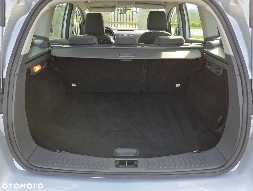 Ford Kuga 2.0 TDCi 4x4 Trend - 23