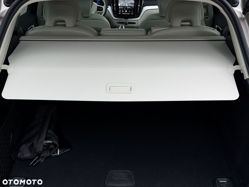 Volvo XC 60 - 10