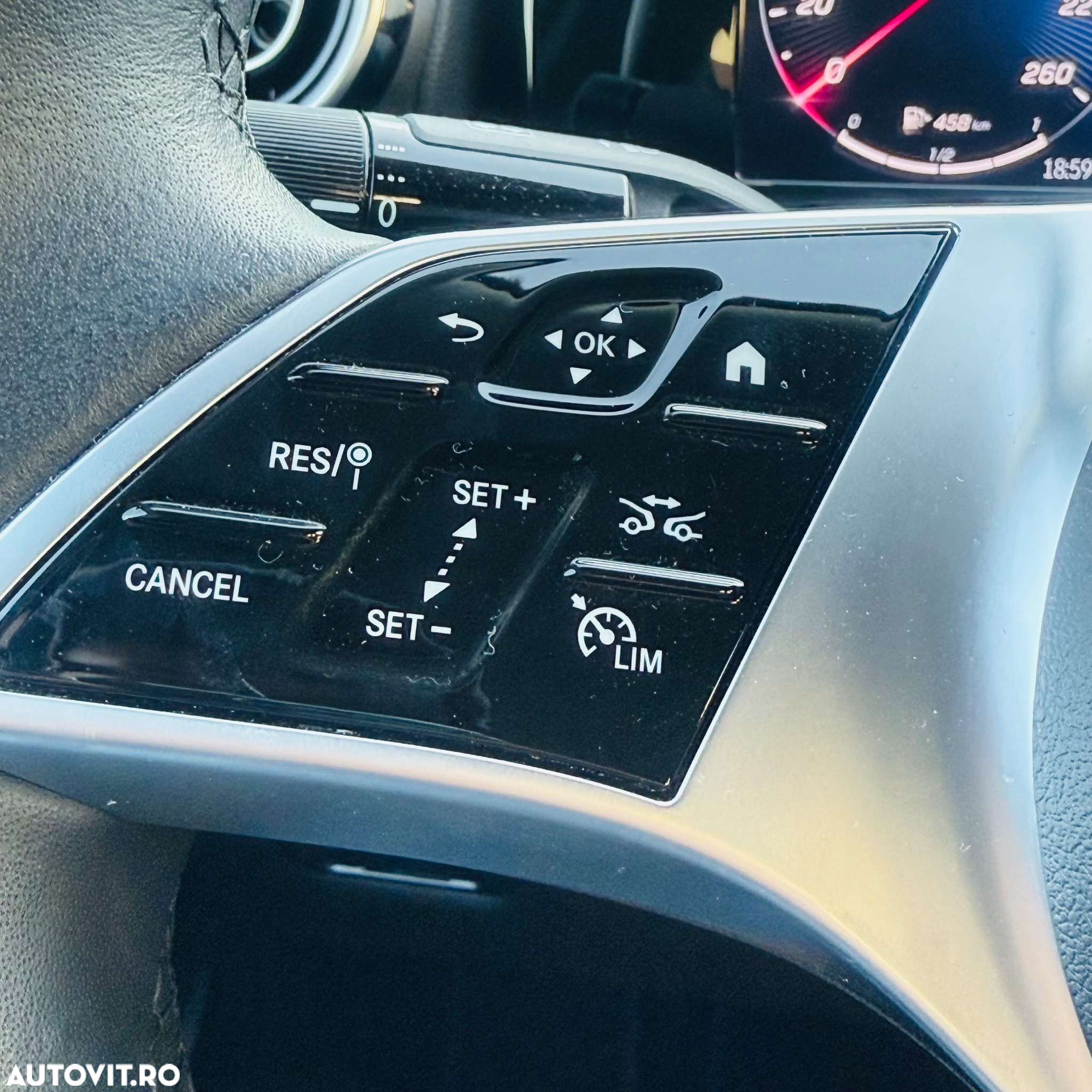 Mercedes-Benz C 300 e 9G-TRONIC - 12