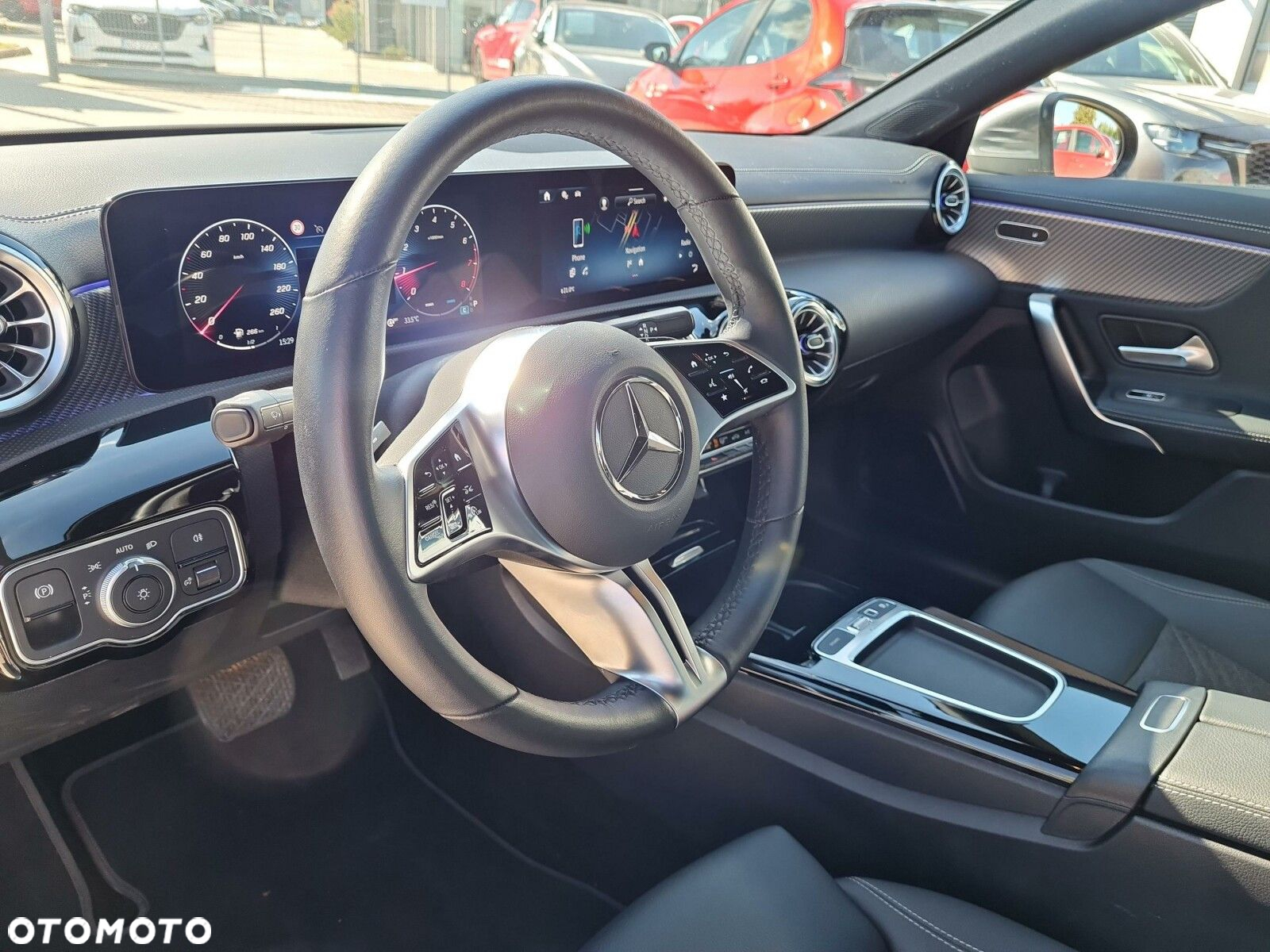 Mercedes-Benz CLA 180 Progressive 7G-DCT - 13