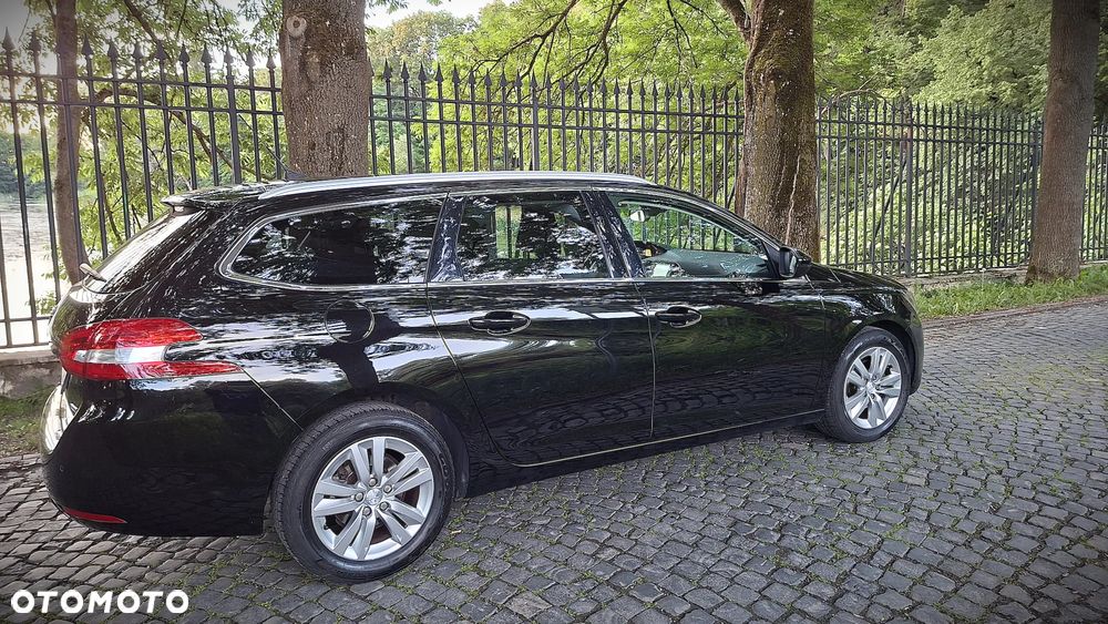 Peugeot 308 - 9