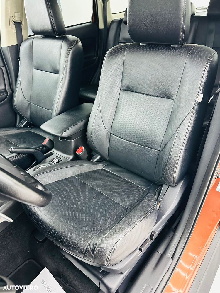 Mitsubishi Outlander 2.2 DI-D 4WD Automatik Diamant Edition - 14