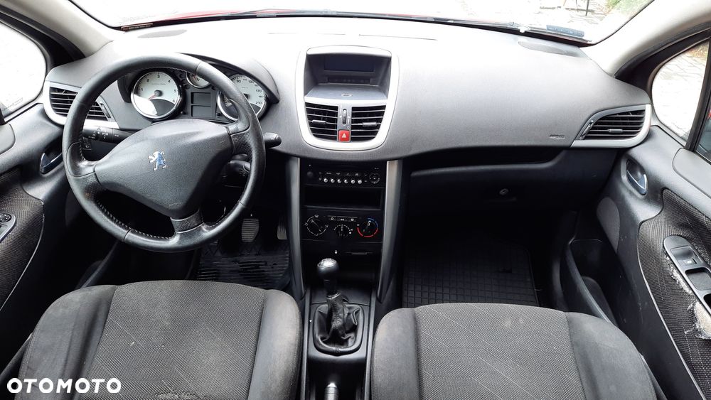 Peugeot 207 - 7