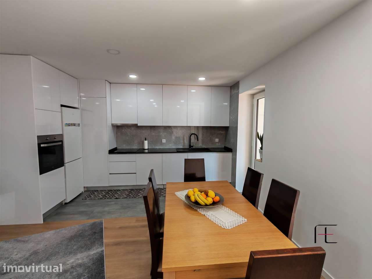 Apartamento T3 – Renovado – Terraço – Matosinhos - Grande imagem: 3/18