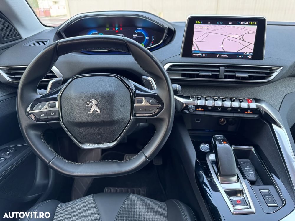 Peugeot 3008 Plug-In Hybrid 225 e-EAT8 Allure Pack - 27