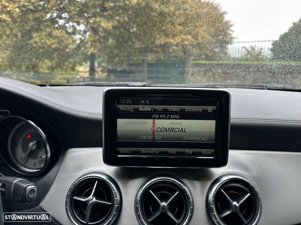 Mercedes-Benz CLA 220 - 26