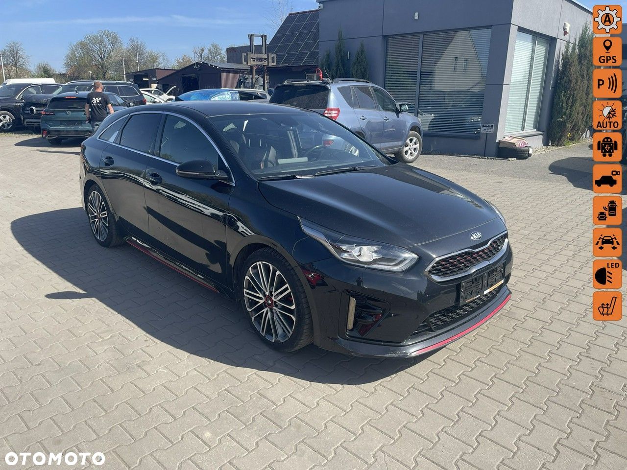 Kia ProCeed 1.6 T-GDI GT DCT - 1