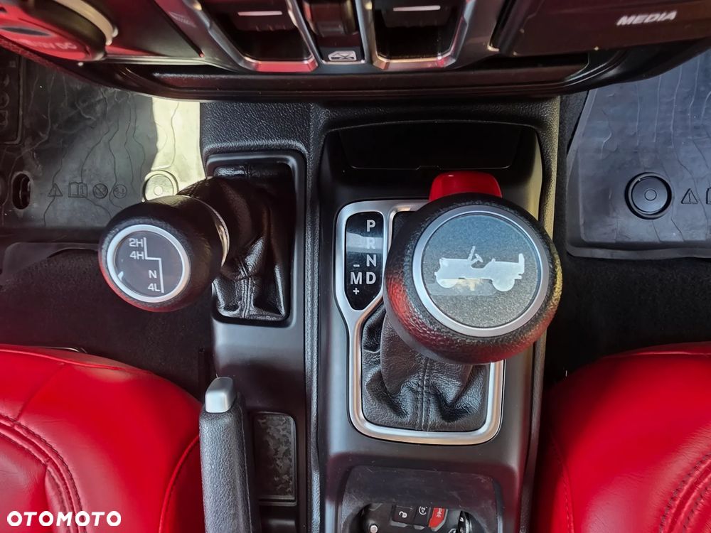 Jeep Grand Cherokee 6.4 V8 SRT8 - 17
