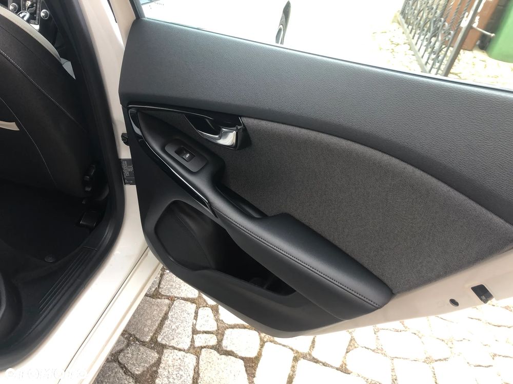 Volvo V40 D3 Geartronic Inscription - 33