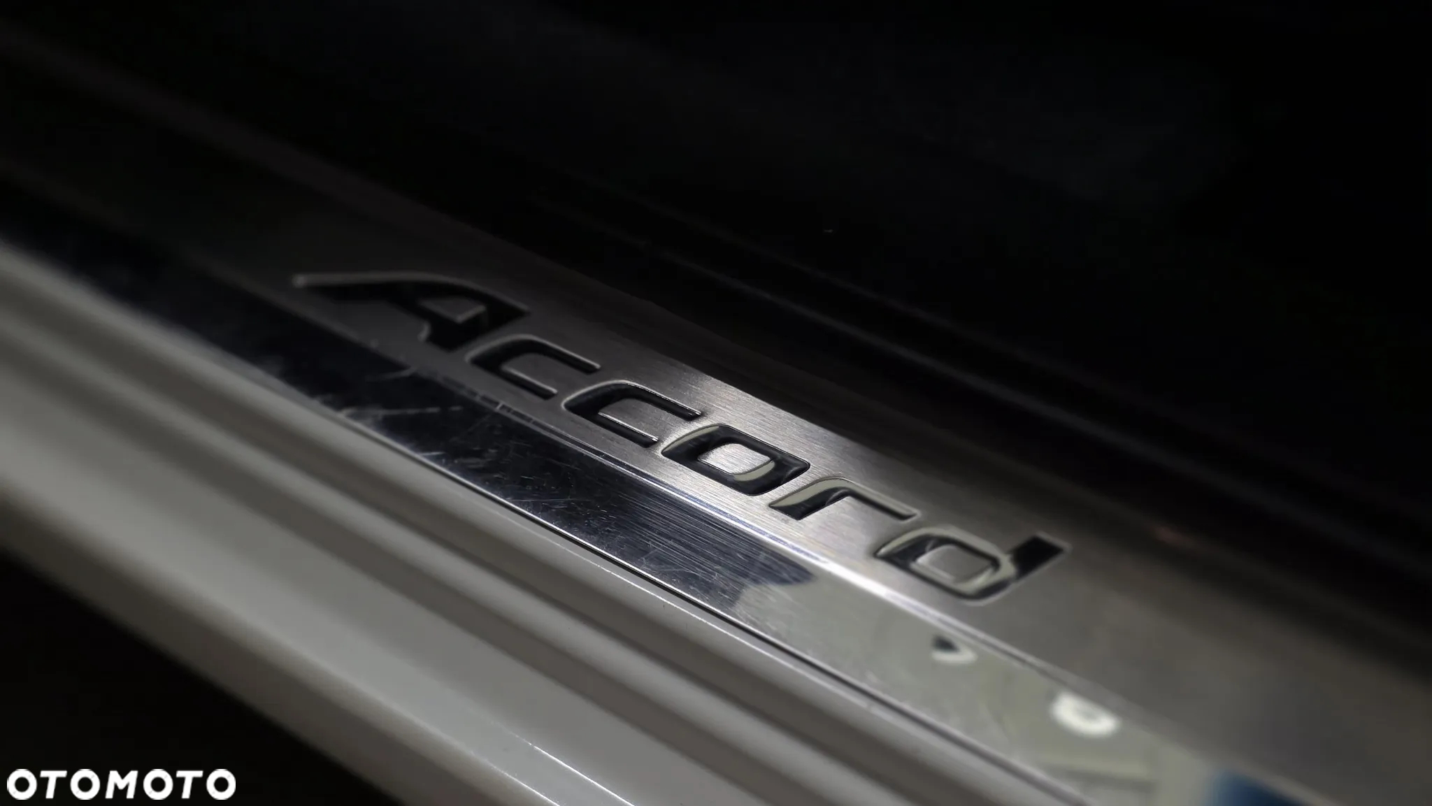 Honda Accord 2.0 Lifestyle - 8