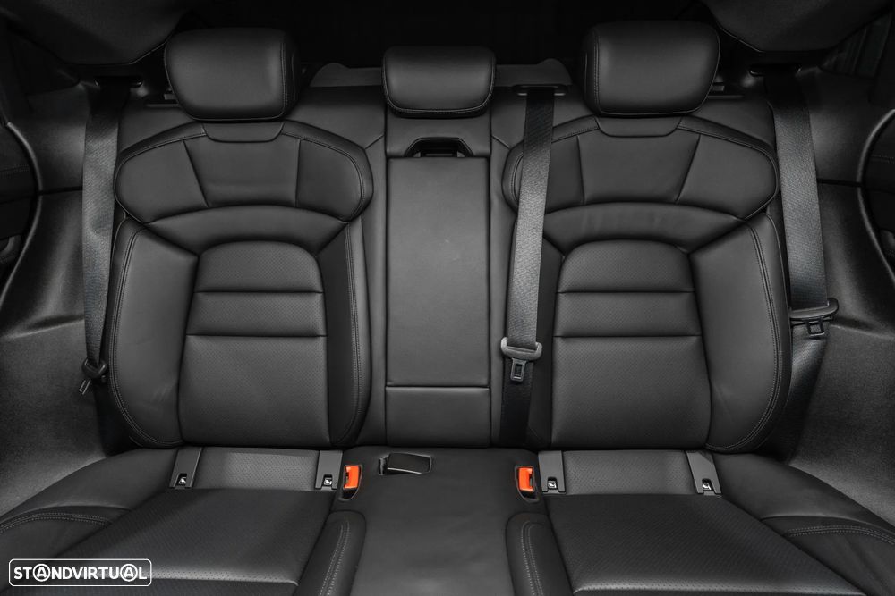 Porsche Taycan 4S Bateria Performance Plus - 27