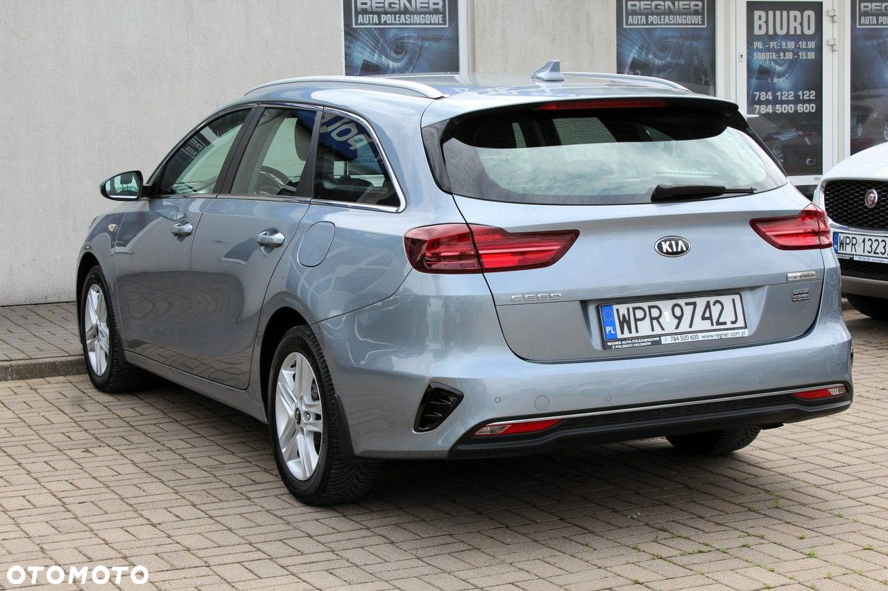 Kia Ceed - 4