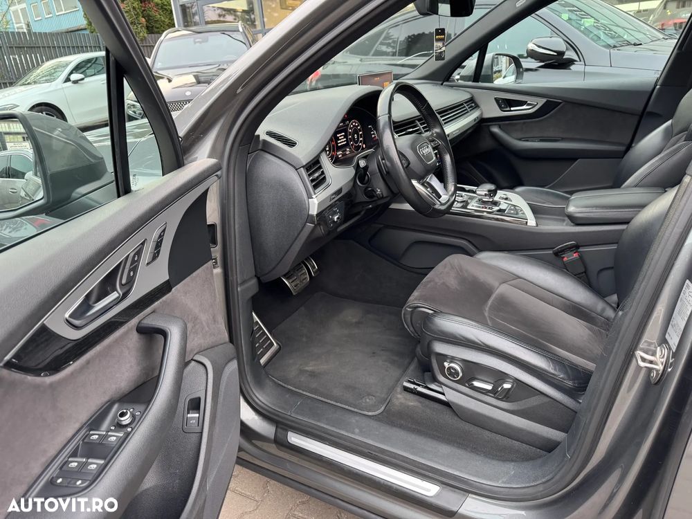 Audi Q7 - 6