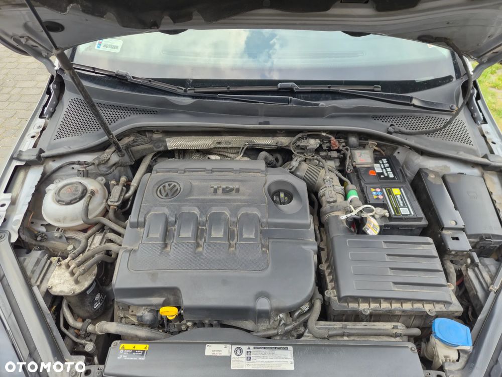 Volkswagen Golf 1.6 TDI BMT Comfortline - 16
