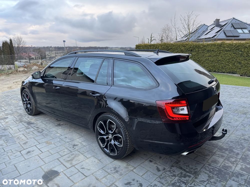 Skoda Octavia 2.0 TDI RS DSG - 5