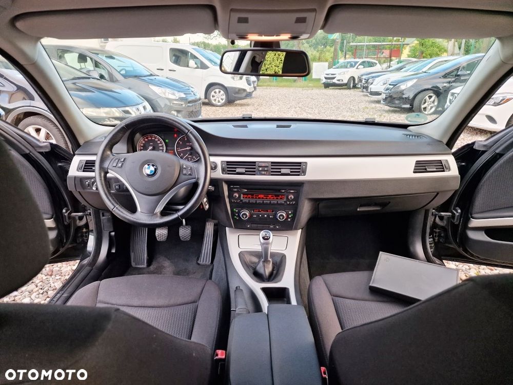 BMW Seria 3 - 10