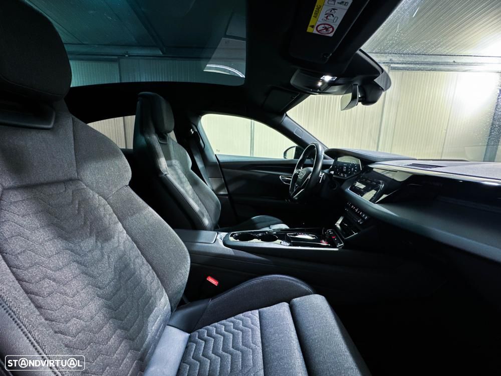 Audi e-tron GT - 30