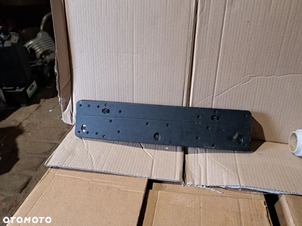 Ramka Tablicy Rejestracyjnej Mercedes A-klasa A1768850781  Ramka Podkładka Tablicy - 2