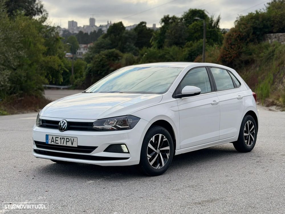 VW Polo 1.0 Confortline - 2