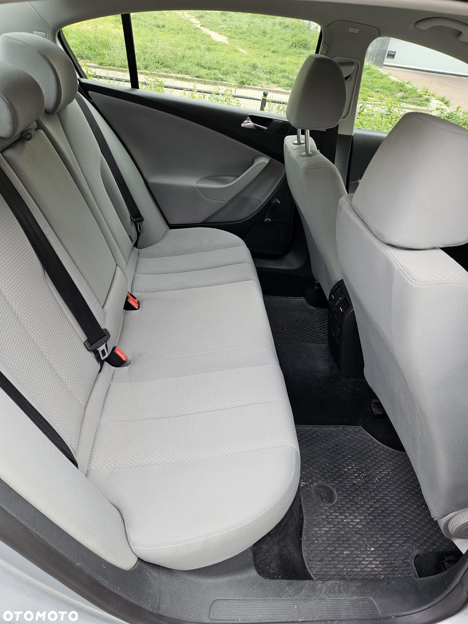 Volkswagen Passat 1.8 TSI Comfortline - 12