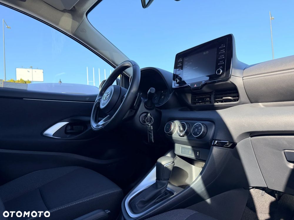 Toyota Yaris 1.5 Comfort CVT - 15