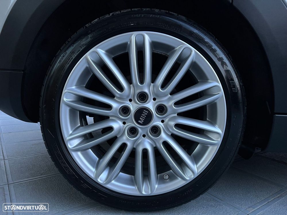 MINI 5 Portas Cooper D - 6