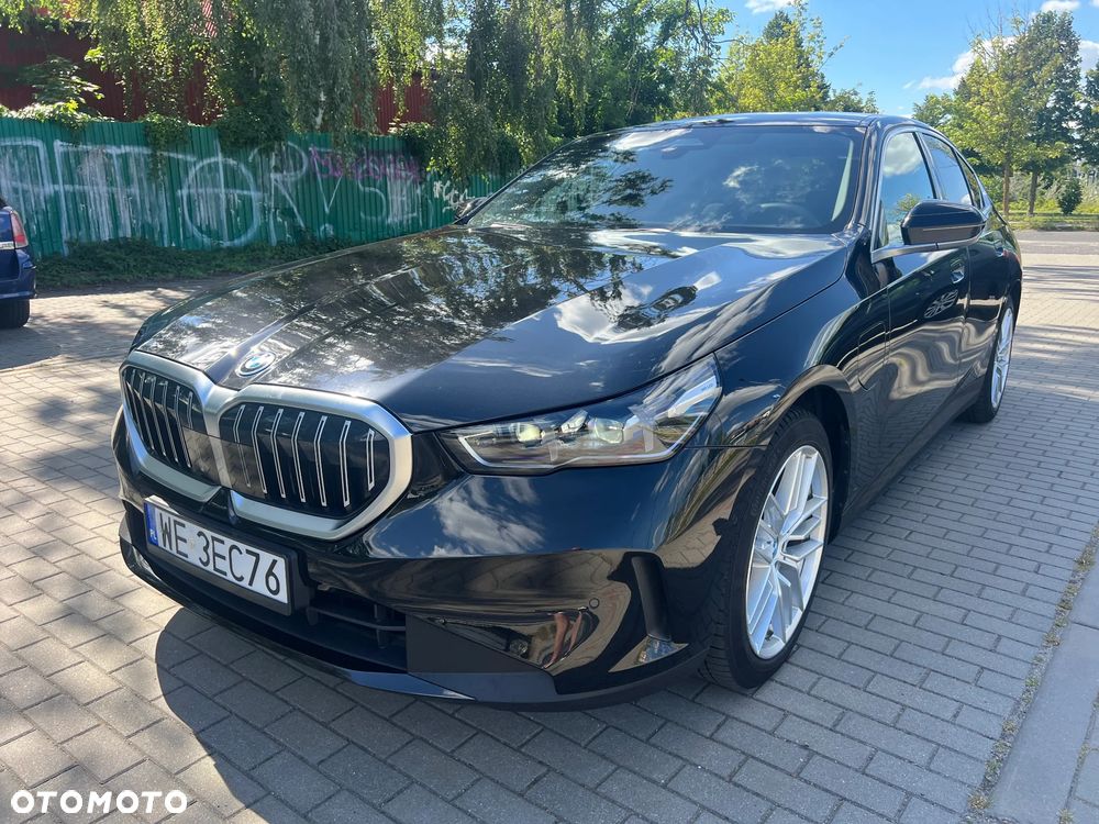 BMW Seria 5 530e PHEV - 1