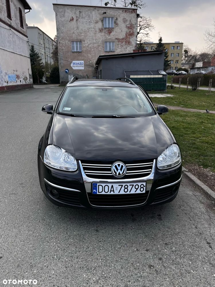 Volkswagen Golf 1.9 TDI DPF Comfortline - 21