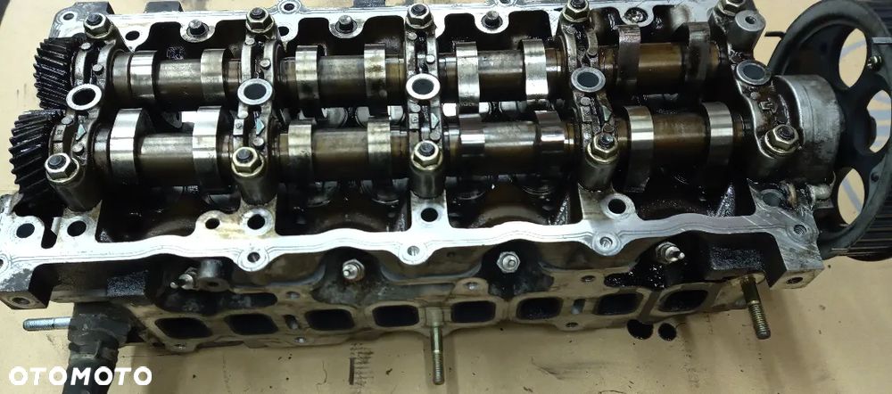 Opel Astra Meriva 1.7 CDTI głowica silnika wałki Z17DTH