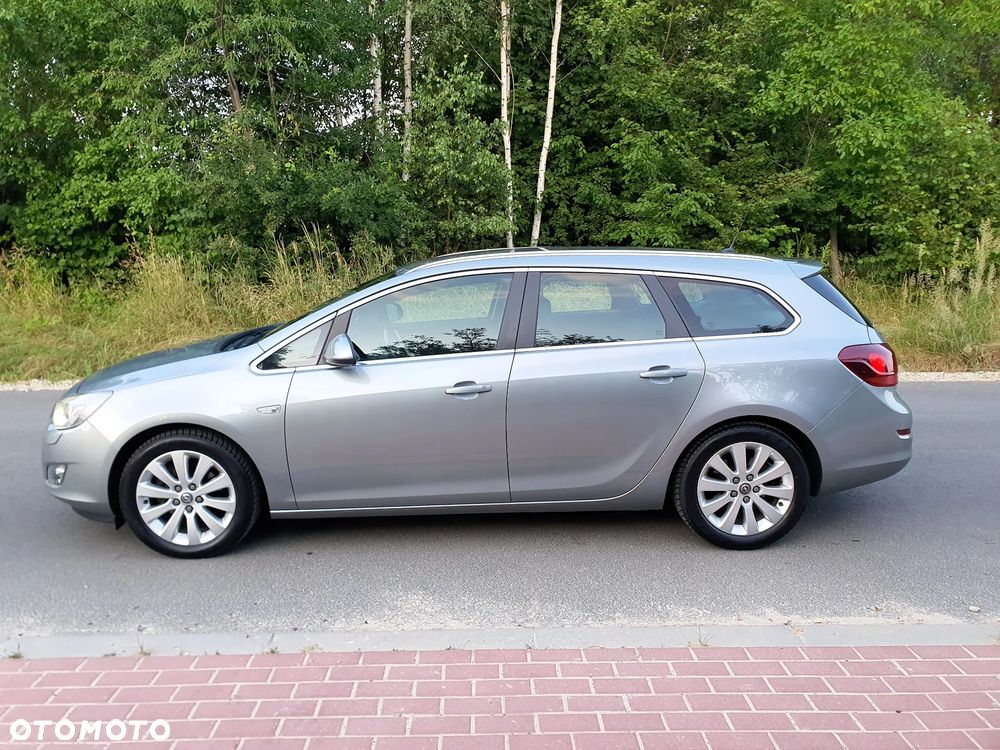Opel Astra 2.0 CDTI Exklusiv - 8