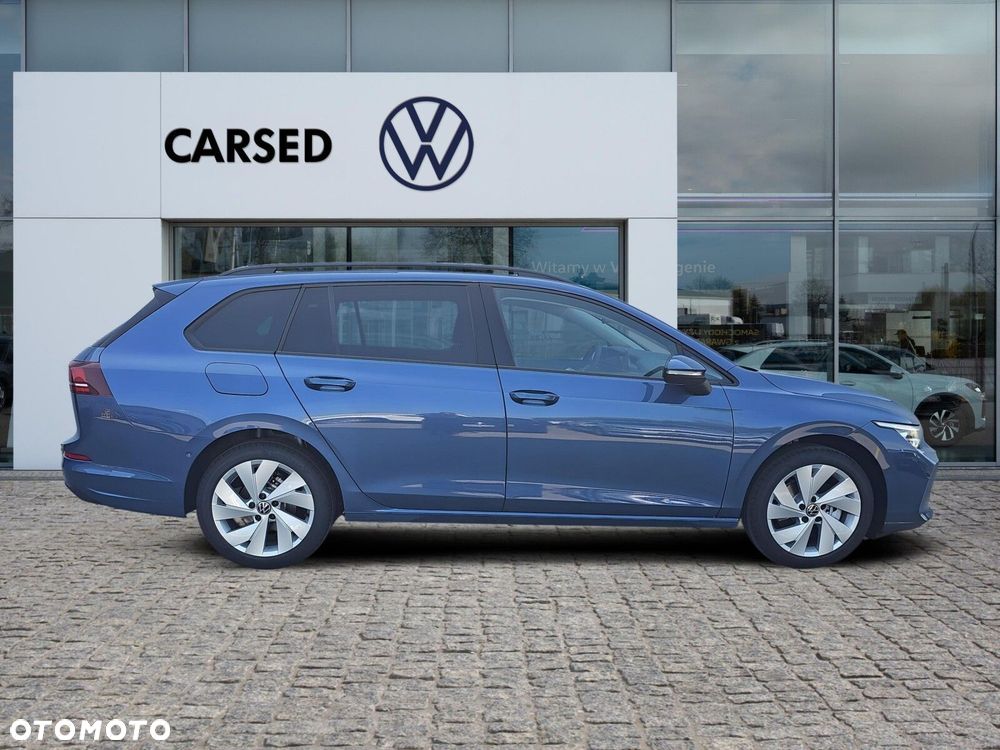 Volkswagen Golf Variant - 11