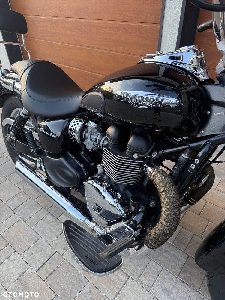 Triumph America - 13