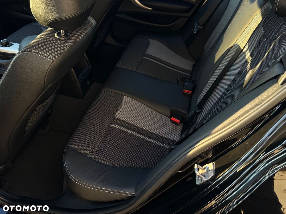 BMW Seria 1 - 29