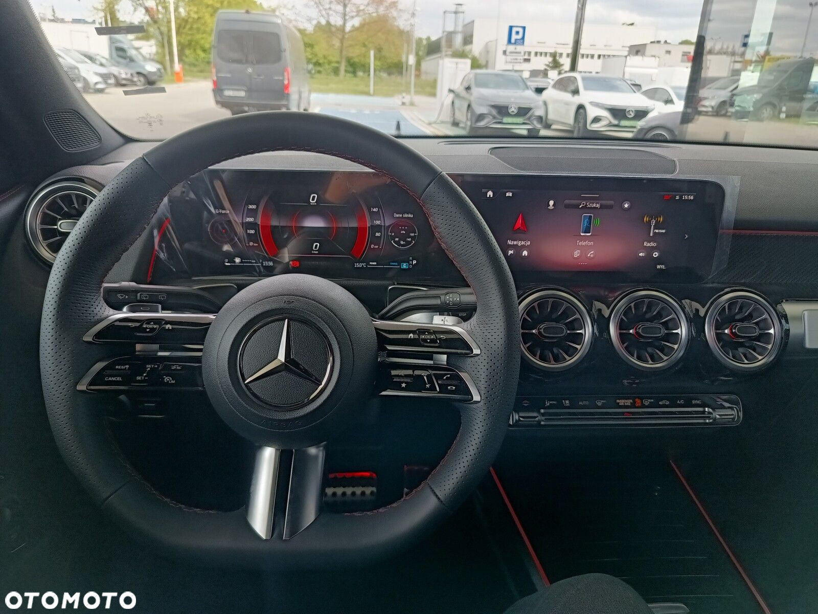 Mercedes-Benz GLB - 13