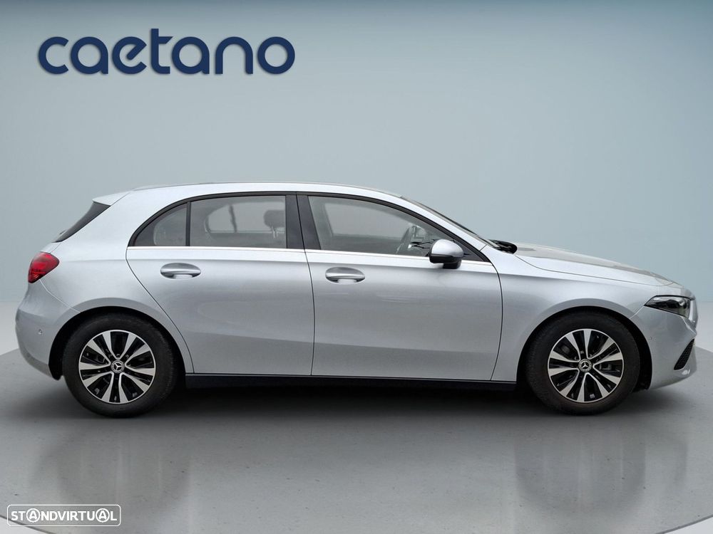 Mercedes-Benz A 200 - 9