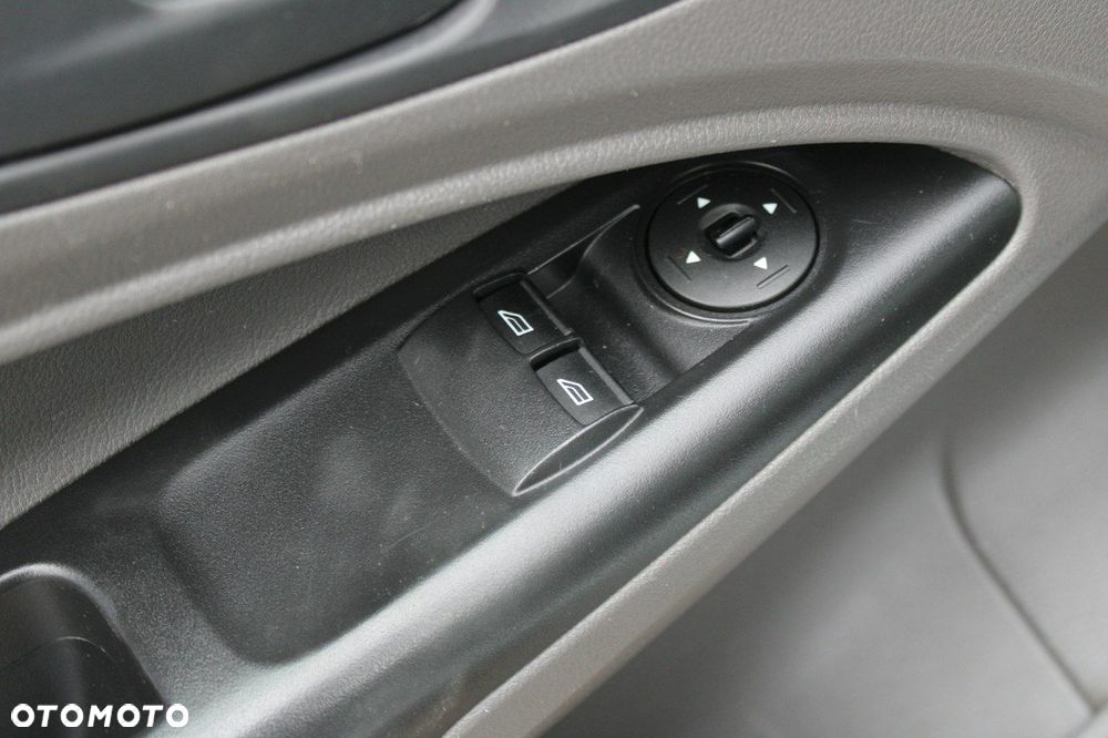 Ford Transit Connect - 18