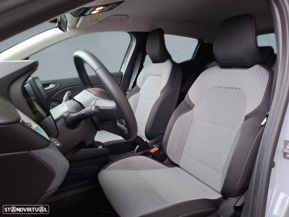 Renault Clio 1.0 TCe Evolution Bi-Fuel - 11