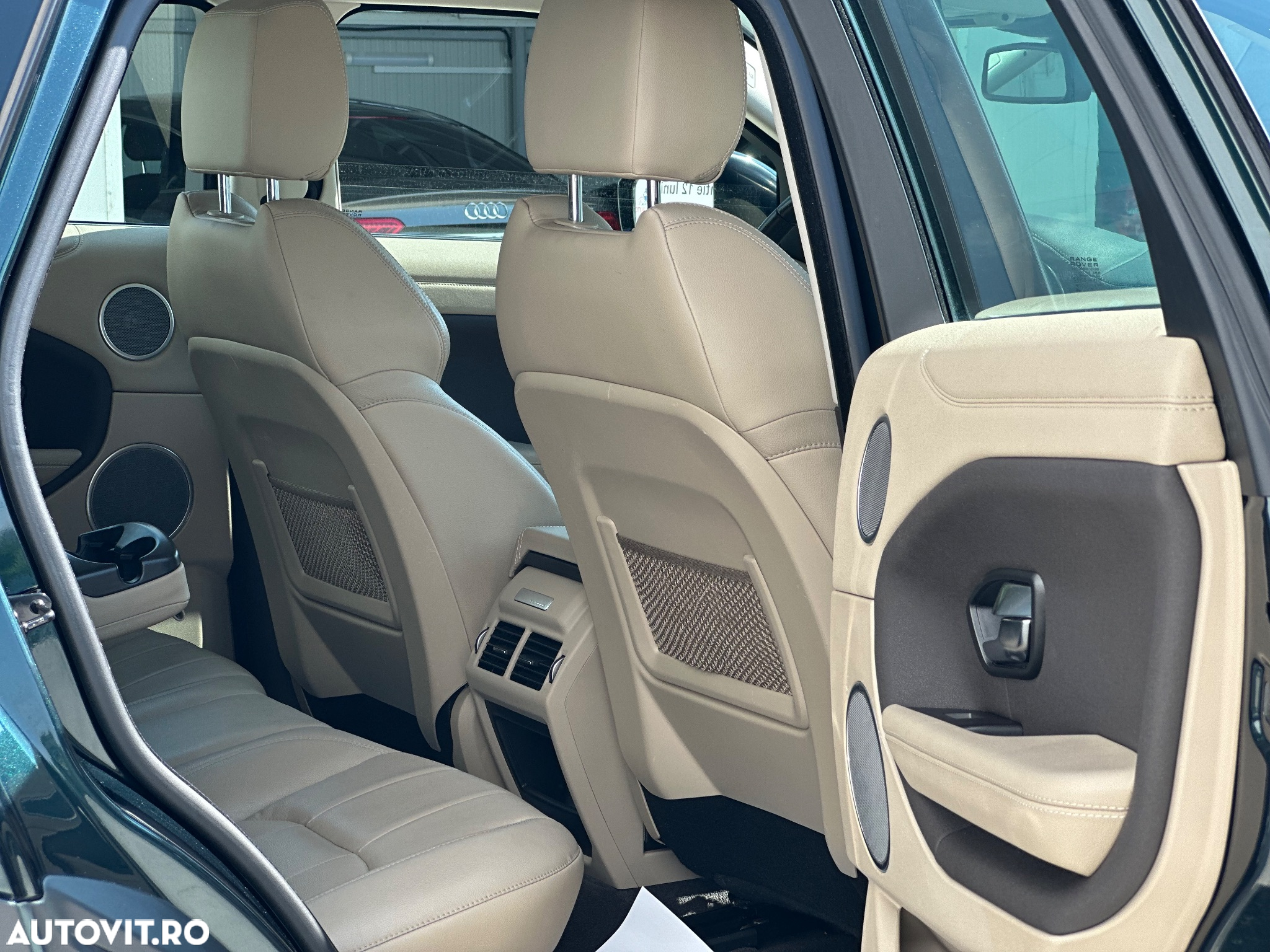 Land Rover Range Rover Evoque 2.0 D150 SE - 25