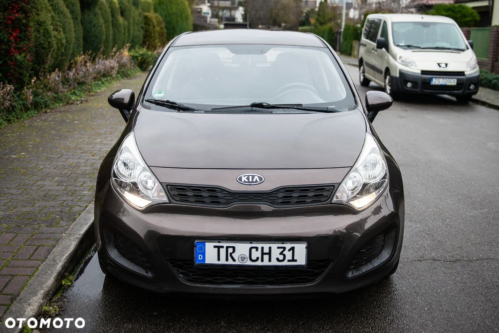 Kia Rio 1.2 Business Line - 2