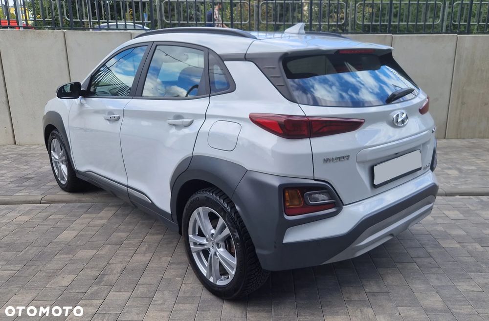 Hyundai Kona - 4