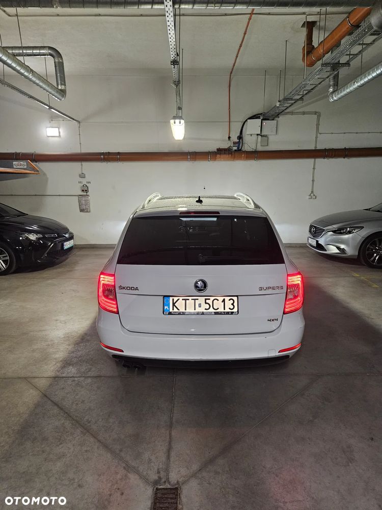 Skoda Superb 1.8 TSI 4x4 Platinum - 3