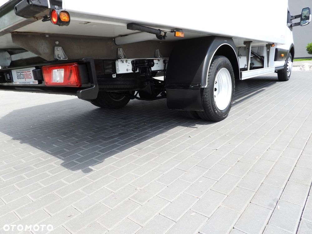 Ford TRANSIT CHŁODNIA KONTENER 0*C 8 PALET TEMPOMAT BLIŹNIACZE KOŁA KLIMATYZACJA  130KM - 16