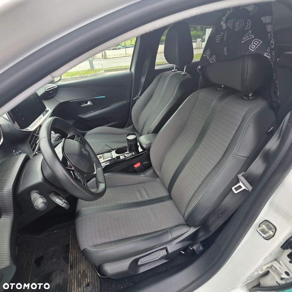 Peugeot 208 50kWh Active - 6